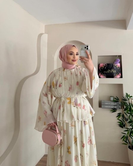 ابيض