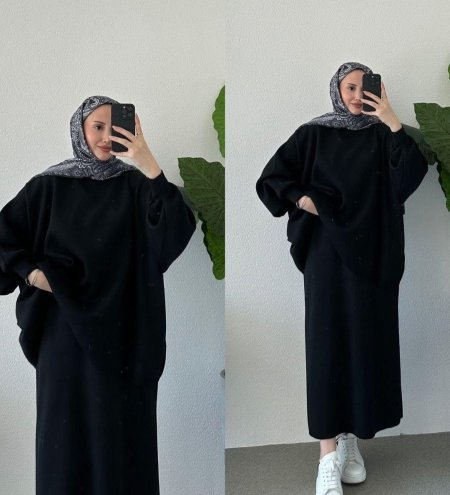 أسود