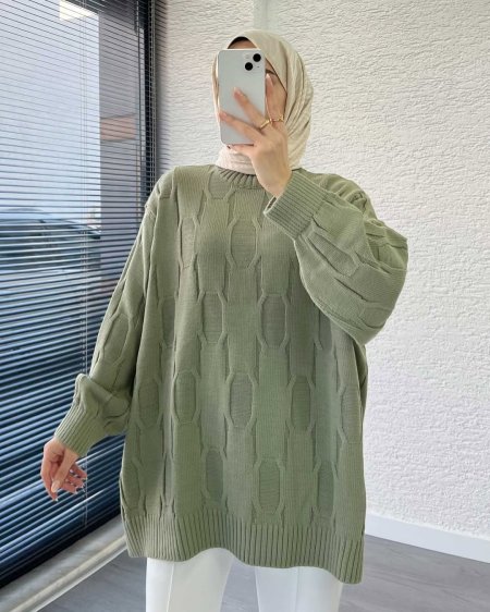 بلوزة صوف ناعم