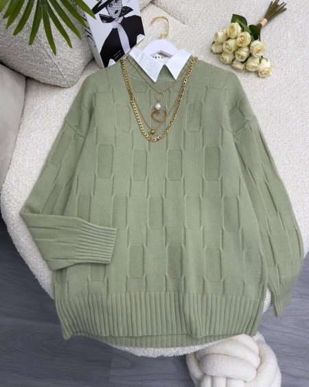 بلوزة صوف ناعم